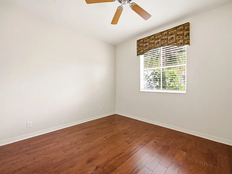 195 Sedona Way — Photo 42