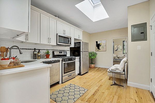 1st image of 225 Rockaway Ave #3