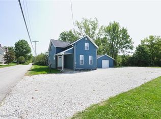 160 E Harris Ave, Ravenna, OH 44266