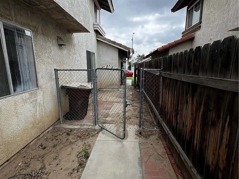 1195 Bautista Ln — Photo 29