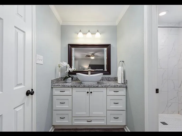 3422 Rustling Pines St — Photo 6