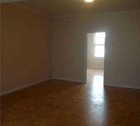 3rd image of 2223 36th St