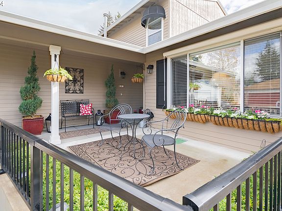 3rd image of 3015 SE 156th Ave