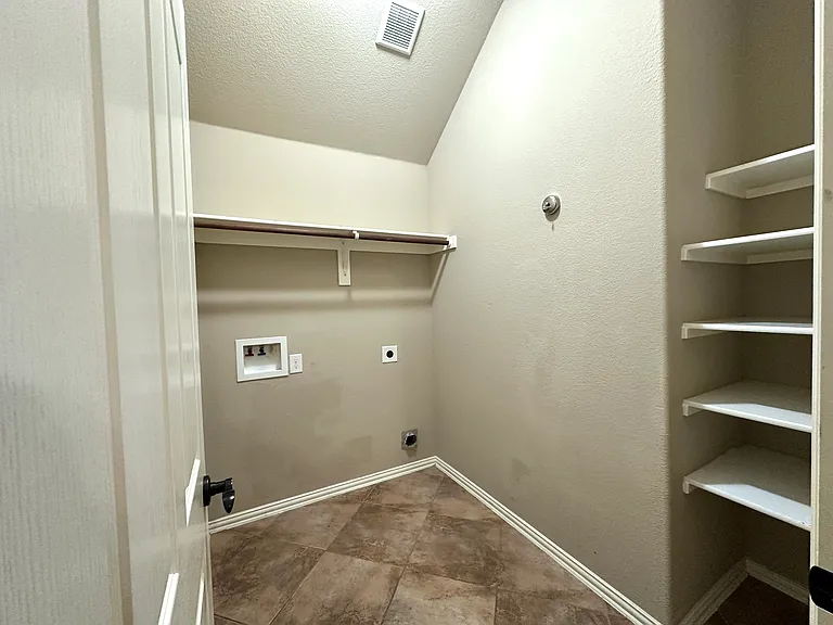 7255 Rueda — Photo 14
