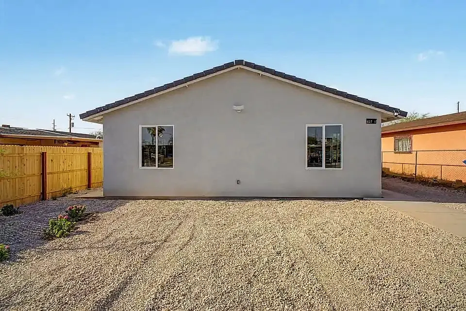 3 bed, 1450 sqft, $1,850 — Photo 2