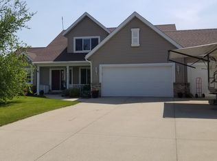 410 24th Ave NE, Waseca, MN 56093