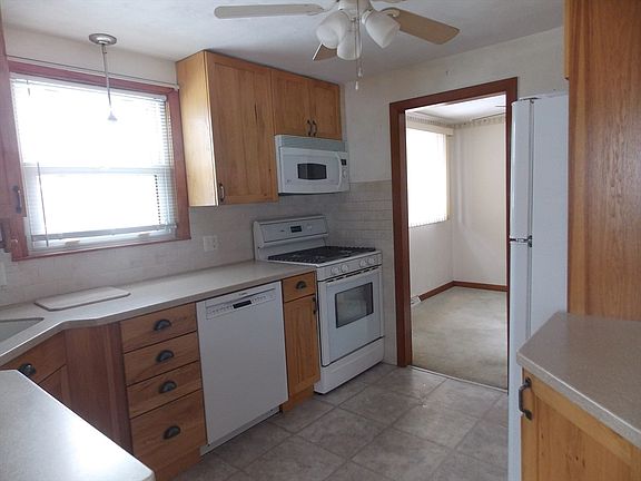 5th image of 26 Old Bolton Rd