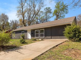 10716 Ewing Ave, Kansas City, MO 64134