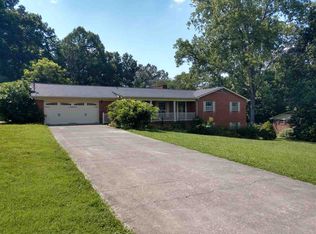 1446 Royal Dr, Jefferson City, TN 37760