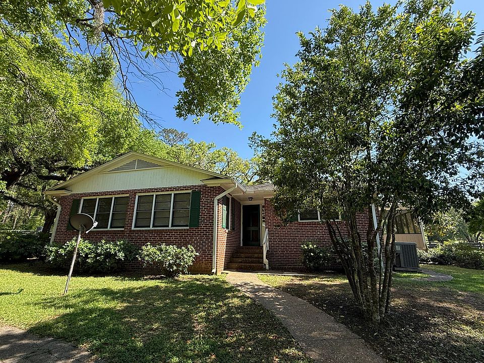 1st image of 2140 Hill N Dale Dr N