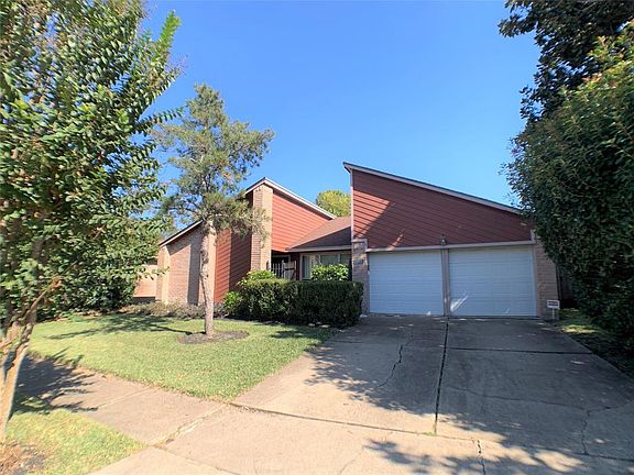 2nd image of 3719 Parkridge Glen Dr