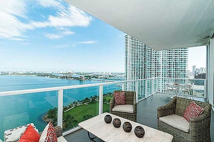 1st image of 2020 N Bayshore Dr APT 2710
