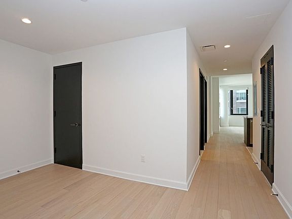 5th image of 21 W End Ave APT 2318