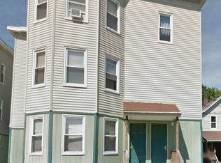 152-160 4th Ave #H302, Woonsocket, RI 02895
