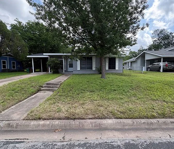 6313 Kenilworth Dr — Photo 1