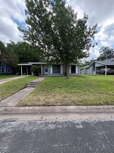 6313 Kenilworth Dr Photo 1