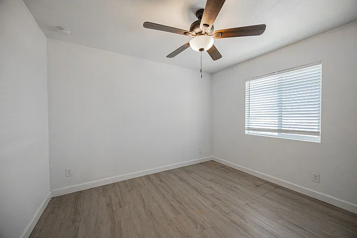 719 N 12th Ave #4 — Photo 10