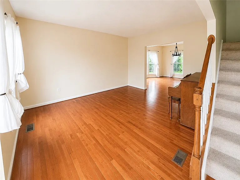 1619 Norman Dr — Photo 8