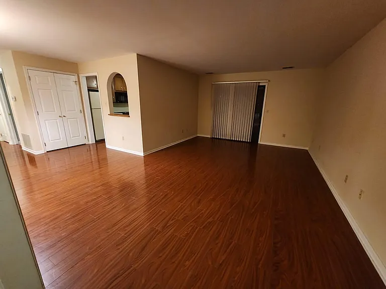 950 Cold Spring Rd #5 — Photo 10