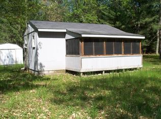 2530 3rd Dr, Oxford, WI 53952