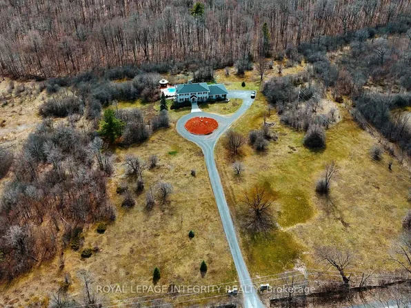 2025 Sixth Line Rd N, Ottawa, ON K0A 1T0