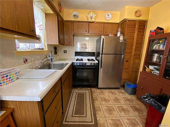 4th image of 69-46 De Costa Ave