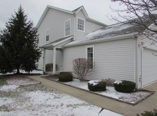 9390 Hickory Ridge Dr, Streetsboro, OH 44241