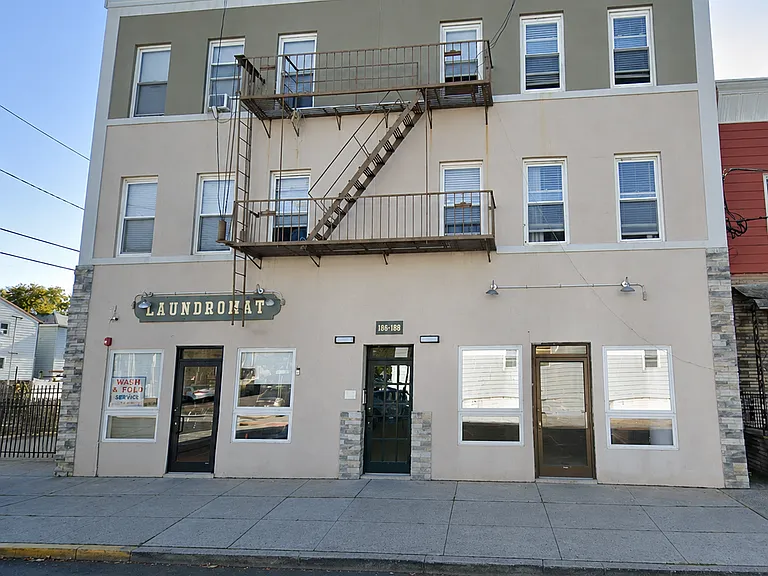 188 Avenue F #6 — Photo 10