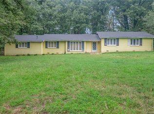 2501 E Providence Dr, Charlotte, NC 28270