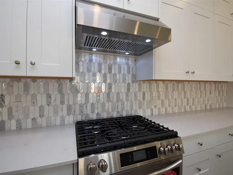 6303 Golden Seaton Dr — Photo 10