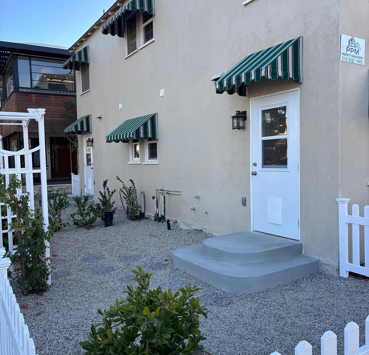 Studio, 339 sqft, $1,995 — Photo 2