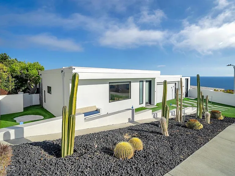 3424 Shoreheights Dr — Photo 3