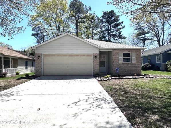 1493 Forelle Lane, Toms River, NJ 08755