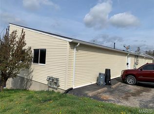 1000 N Truman Blvd #C, Crystal City, MO 63019