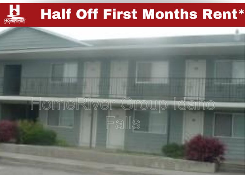 1st image of 2462 1st St #6
