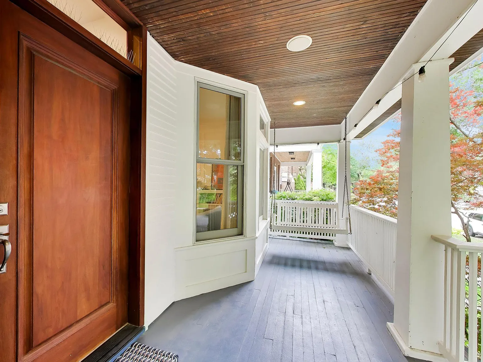 6 bed, 4600 sqft, $12,500 — Photo 2