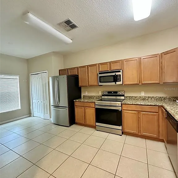 4057 Winding Vine Dr — Photo 5