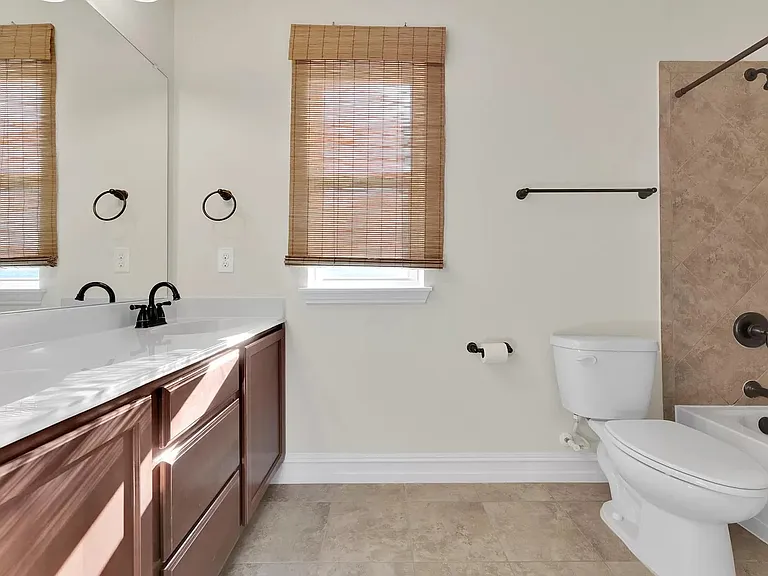 1044 Palmetto Dr — Photo 21
