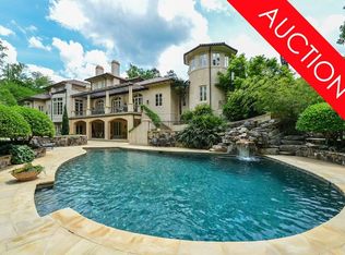8200 Jett Ferry Rd, Sandy Springs, GA 30350