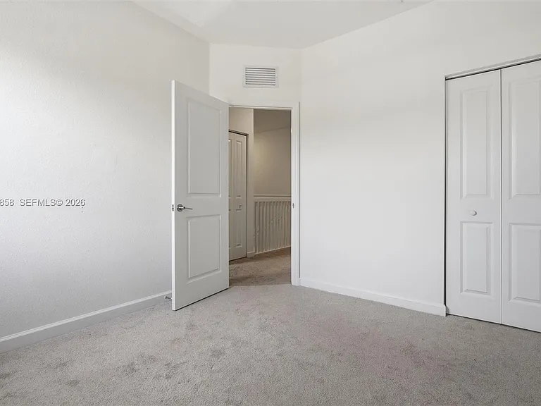 11833 SW 245th Ter — Photo 23