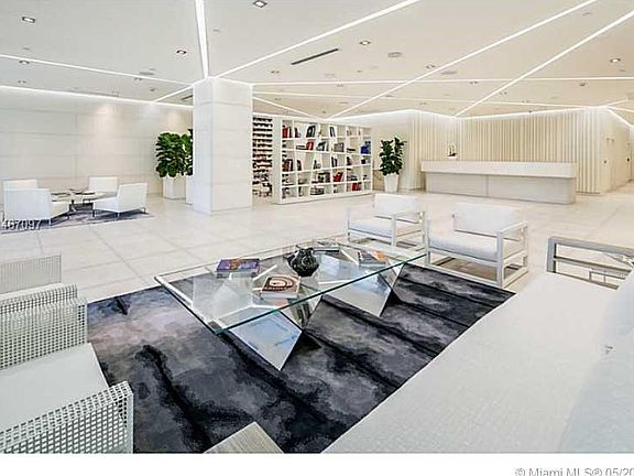 5th image of 4250 Biscayne Blvd APT 401
