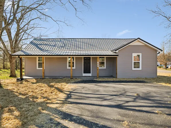 394 Smith Ave, Hohenwald, TN 38462