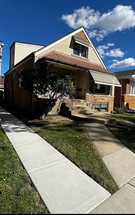 4823 S Kostner Ave photo 1