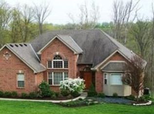 558 Aston View Ln, Cleves, OH 45002