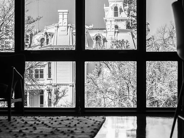 Governor's Corner — Photo 9
