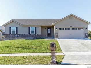 209 Ranger Rd, Wentzville, MO 63385