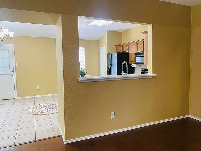 209 Moonlight Dr — Photo 15