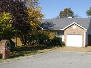 705 Crown Ct, Old Hickory, TN 37138