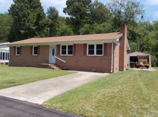 504 Bonner Dr, Elizabeth City, NC 27909