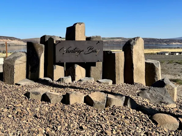 351 BridgeView Drive Lot16, Vantage, WA 98950